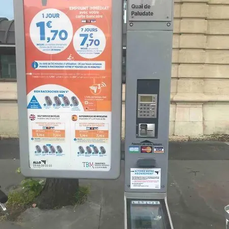 A 5 Minutes A Pieds De La Gare St Jean Apartment *